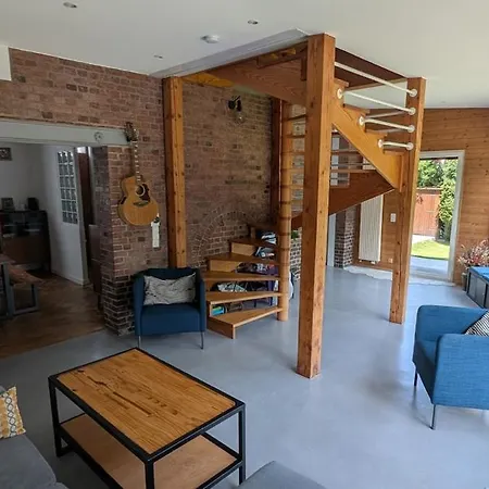 Maison Au Jardin Des Plantes Holiday home *